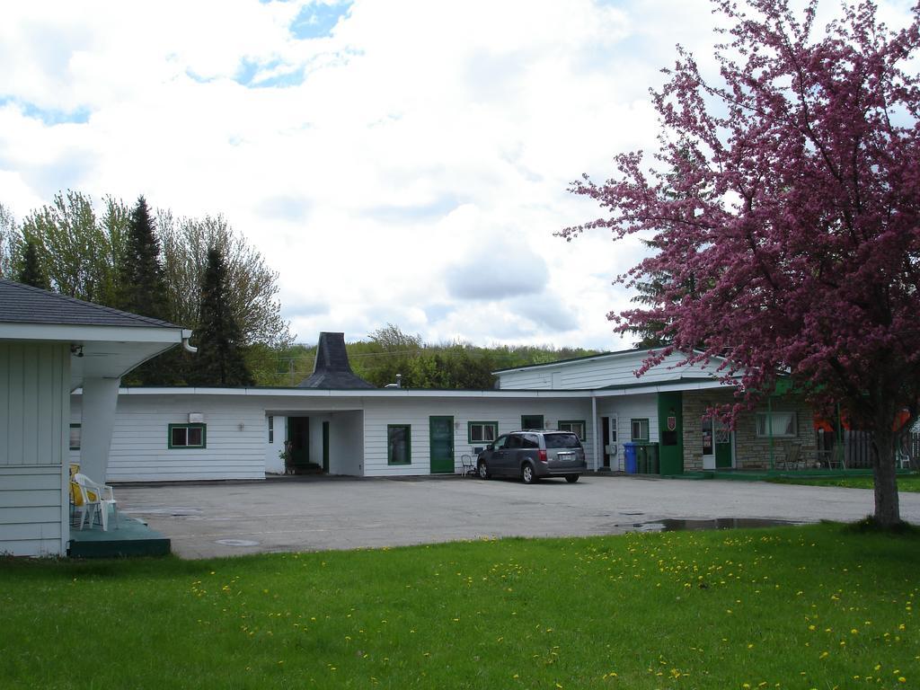 Motel Belair Rigaud Esterno foto